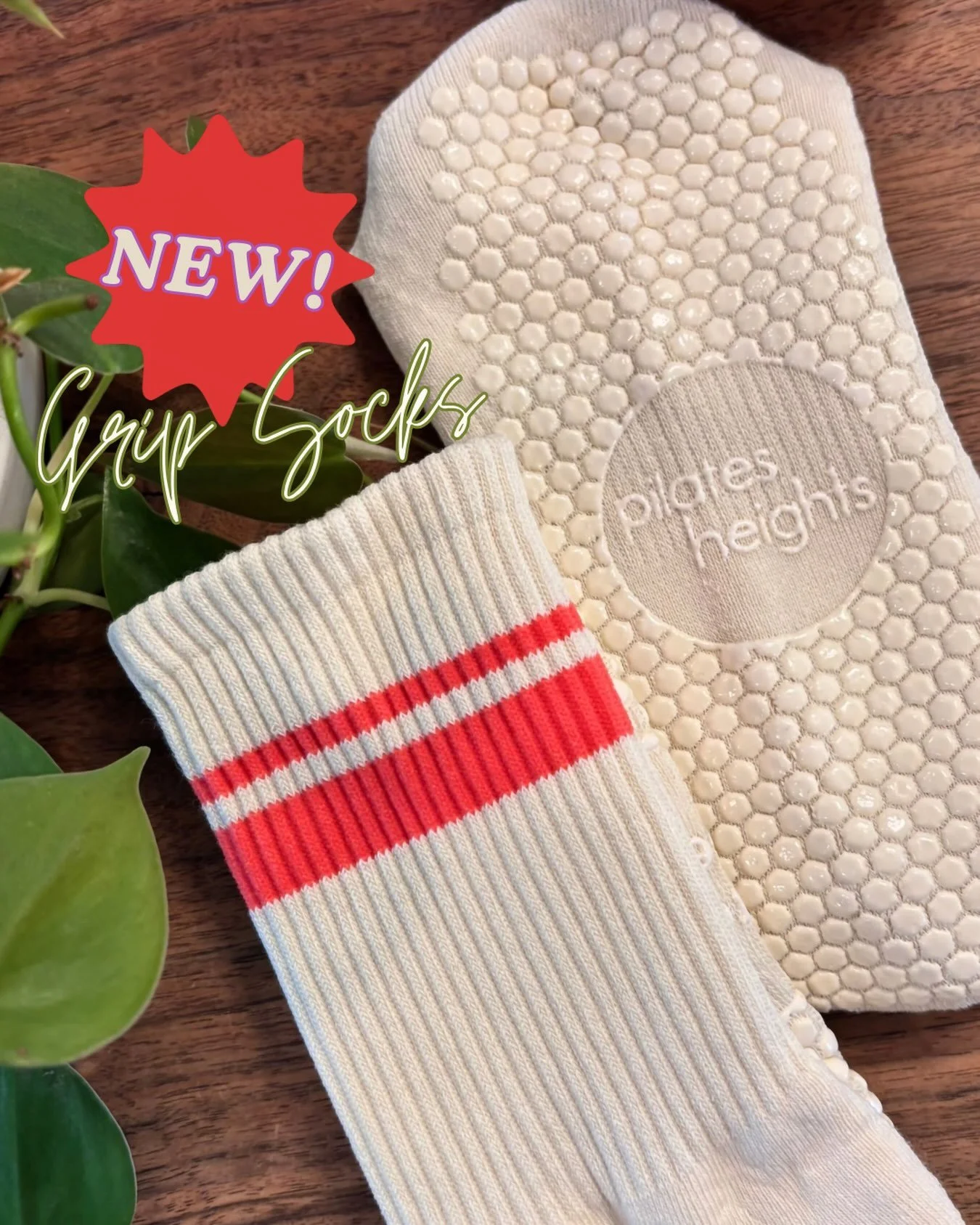 ✨NEW branded Grip Socks✨
Pilates Heights 🤝 Lucky Honey
One Size | $20 
Snag a pair on your next visit 🧦😍