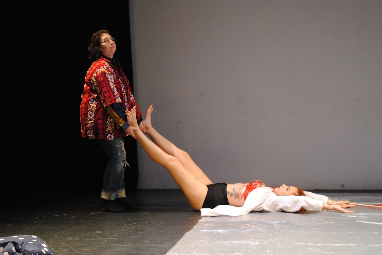 LIVE! FROM THE MURDER ROOM:


In early 00’s Tucson, a lonely teenager finds solace in a public access TV show seemingly hosted by a band of satanic maniacs, and companionship in a new online friend who shares her most taboo and secret interest: canni