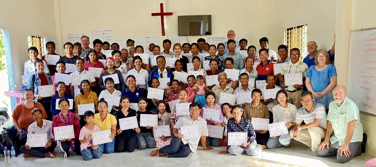 Kampomg chhnang Cambodia grads.JPG