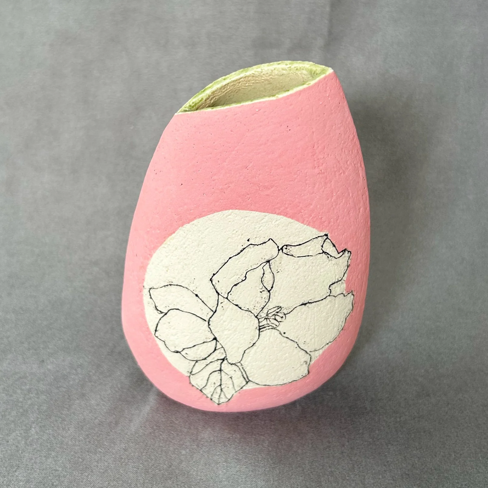 pink vase_ap2.jpg