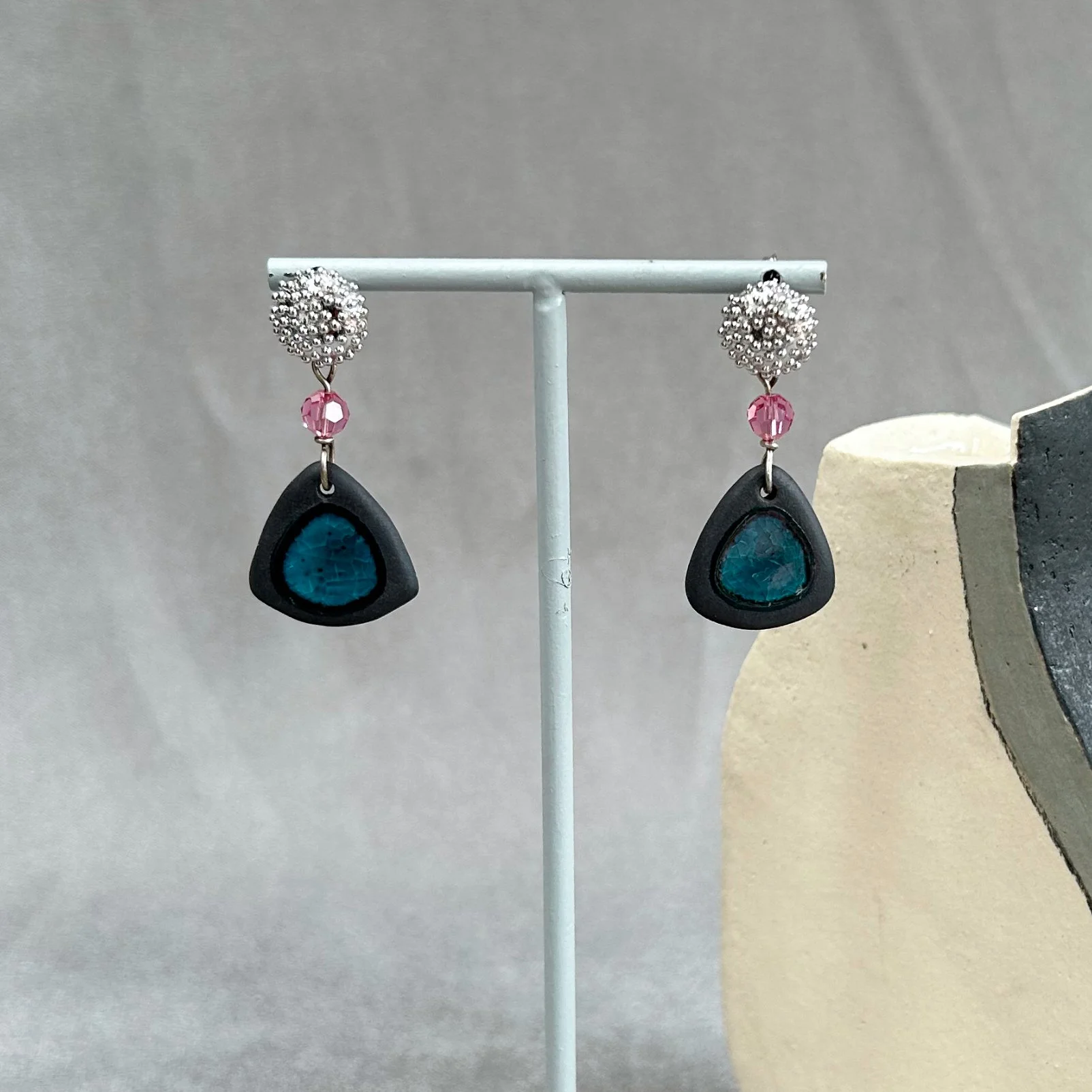 531_ed_blk_peacock_4.jpg