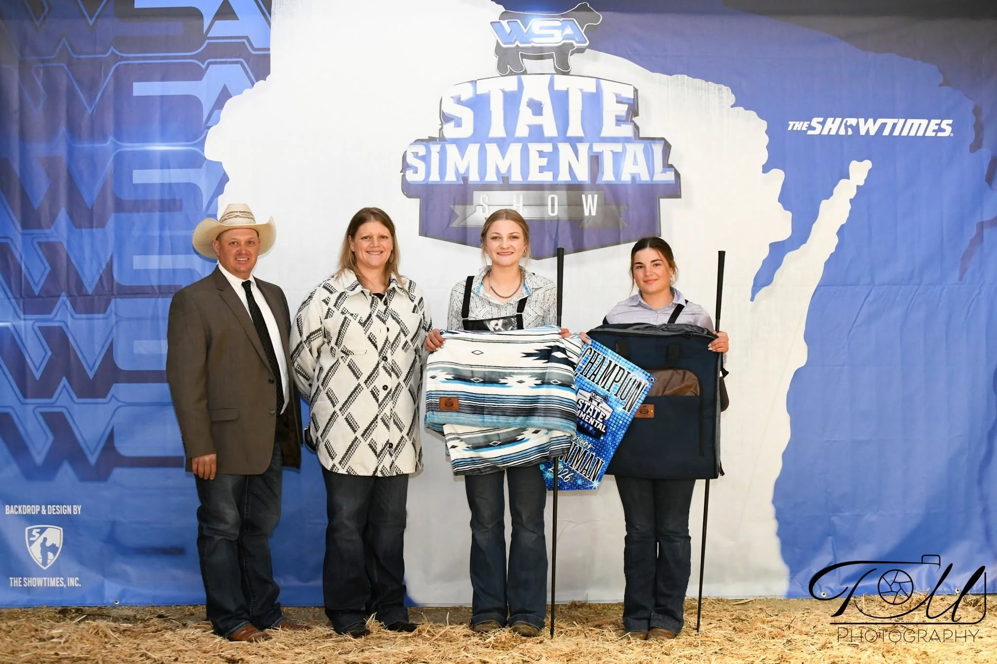 Champion Senior- Ella Killinger
Reserve Senior- Camryn Pethke