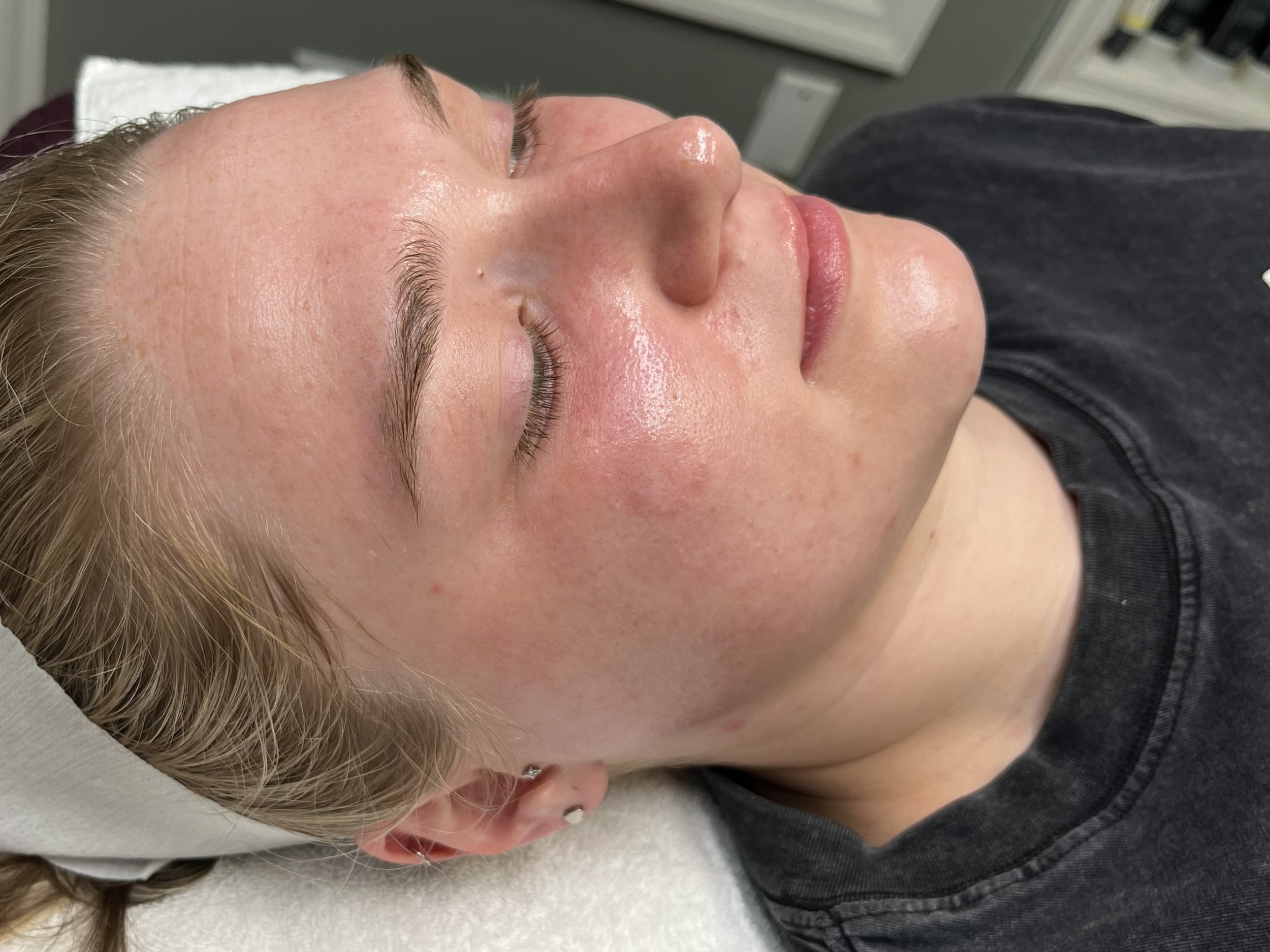 glowing-skin-facial-maxwells-salon-spa-olympia-wa.jpg