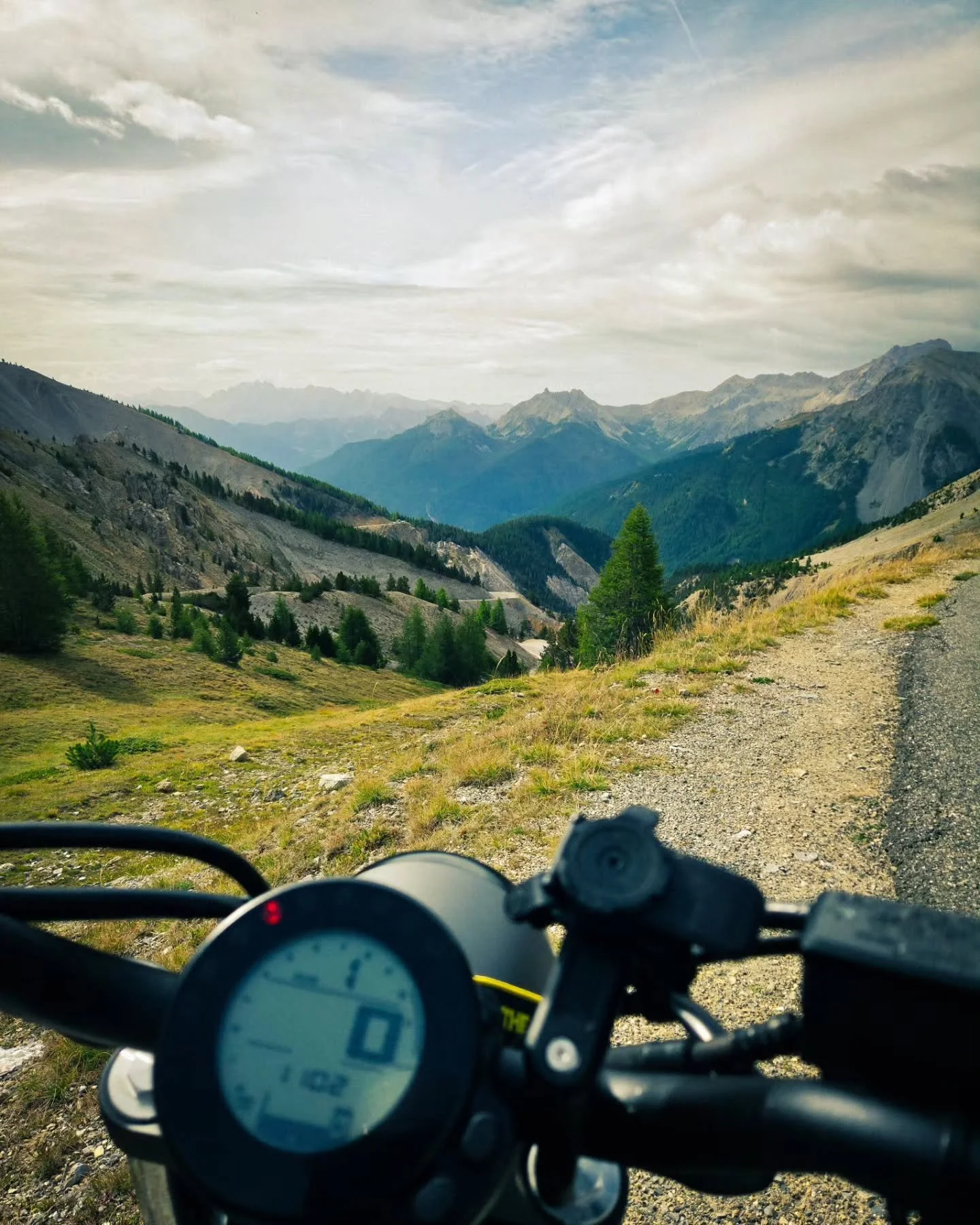 Et lite innblikk i tidenes ferie.. 

Ned til Italia og opp igjen p&aring; motorsykkel er en lang reise, men FOR en reise det var! Takk til @bmkristiansen for selskap, og ikke minst @palazzo_caraffini for opphold 🫶 Mer innhold kommer plutselig..