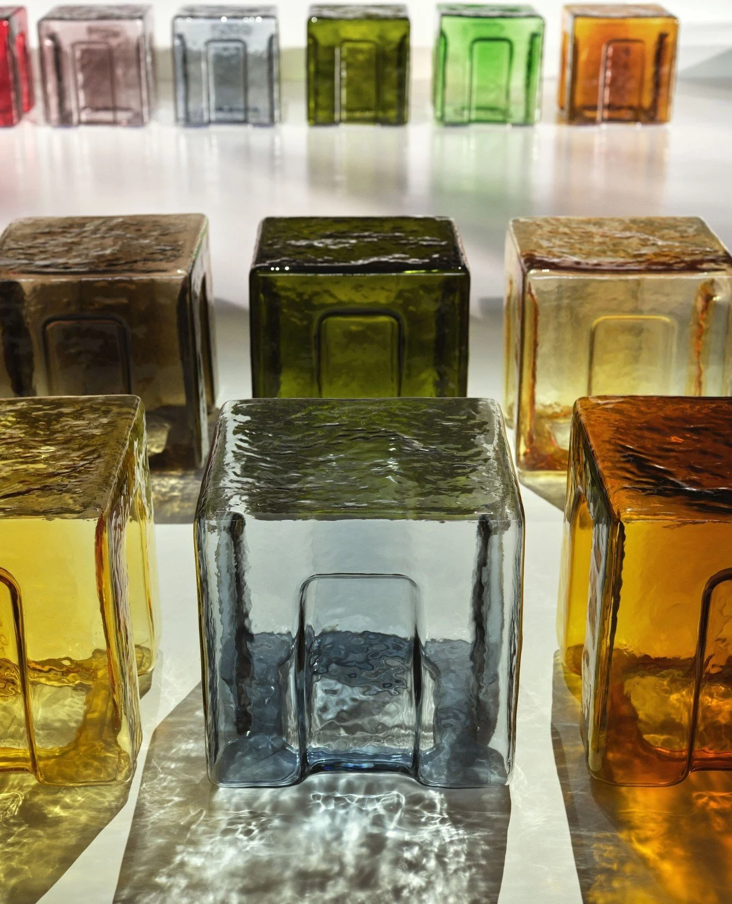 You would have spotted these unique Murano glass-blown cubes at Bottega Veneta&rsquo;s beautiful show during Milan Fashion Week recently.⁠ Congratulations to @6am_glass 💛🧡💚⁠
⁠
Contact our team to learn more about the 6:AM range.