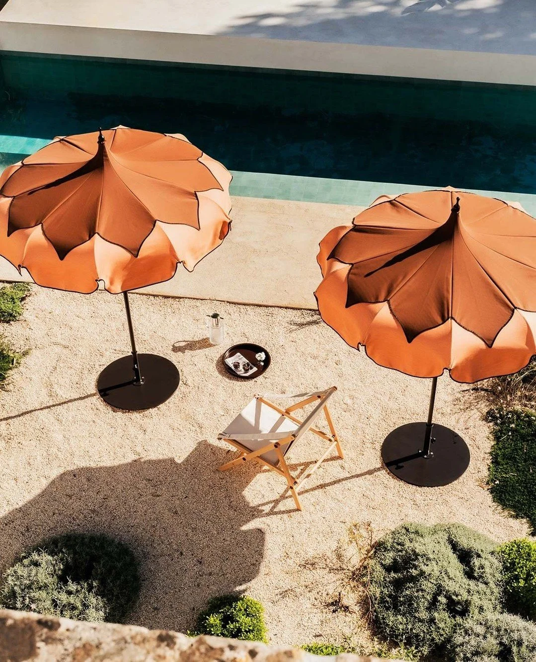 Crema Outdoor's Lotus Pagoda Oriental design beach parasol ☀️ &mdash; from the 2026 collection.⁠
⁠
Transforming any outdoor space into a chic retreat with custom canvas and Custom decorative fabrics available on request⁠
⁠
#Moebel #CremaOutdoor #Lotu