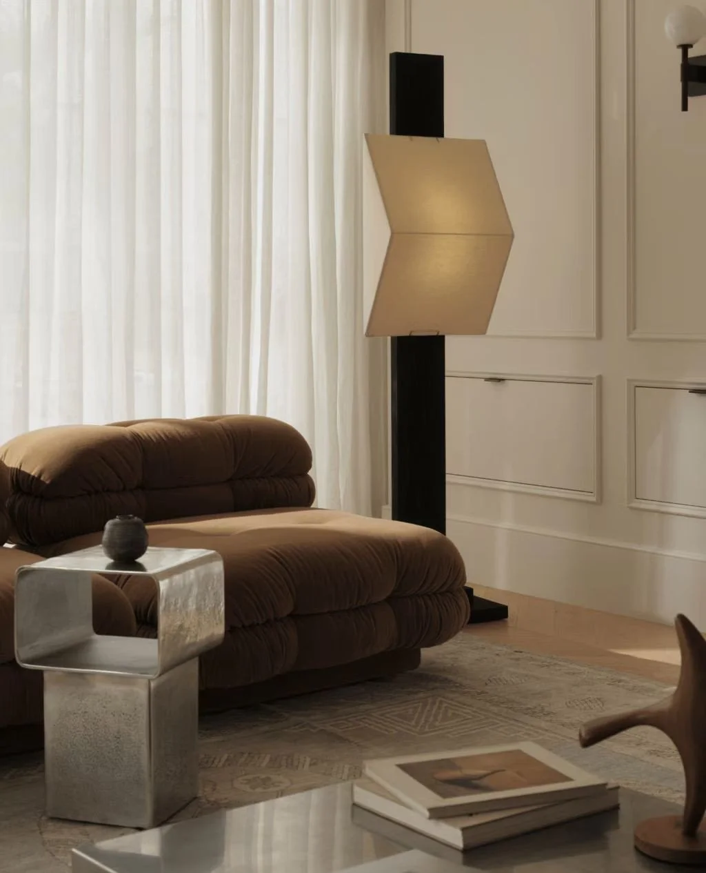 In Vogue, our Lowell by Claudio Cappelini for Hessentia from Moebel. ⁠
⁠
"Heritage merges with modern living in this light-filled Queens Park residence. Se D&eacute;a transforms a Federation-era bungalow into a serene, sculptural home featuring 