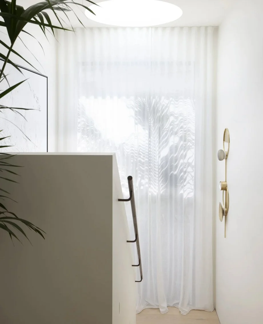 In perfect light. We're thrilled to see our 'Gioielli' wall light by Giopato &amp; Coombes feature here in Atelier Alwill's 'Bladerunner' residence. Take a look through the beautiful home via our link⁠
⁠
Interior Design: @AtelierAlwill Architecture: 