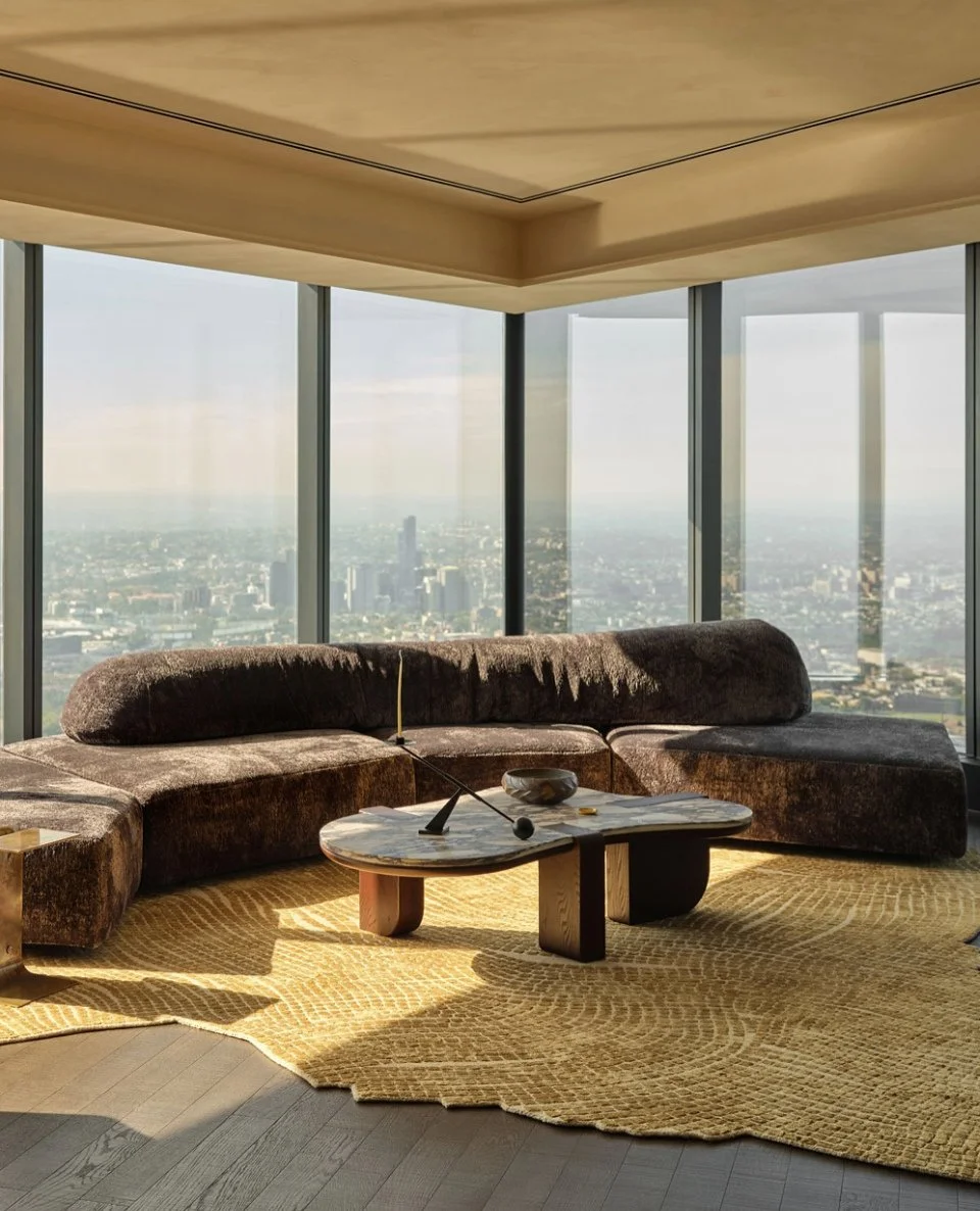 A rich palette on show at the Eureka residence, by Travis Walton Architecture, where the Olga rug by Atelier Fevrier, finds its perfect place in this iconic apartment overlooking Melbourne. ✨⁠
⁠
@traviswalton_architecture⁠ Photography @elisawatson_ph