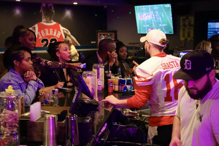 BAR GUIDELINES — Parlay House Bar