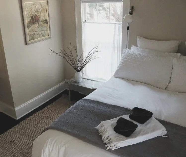 Straus Home Room .webp