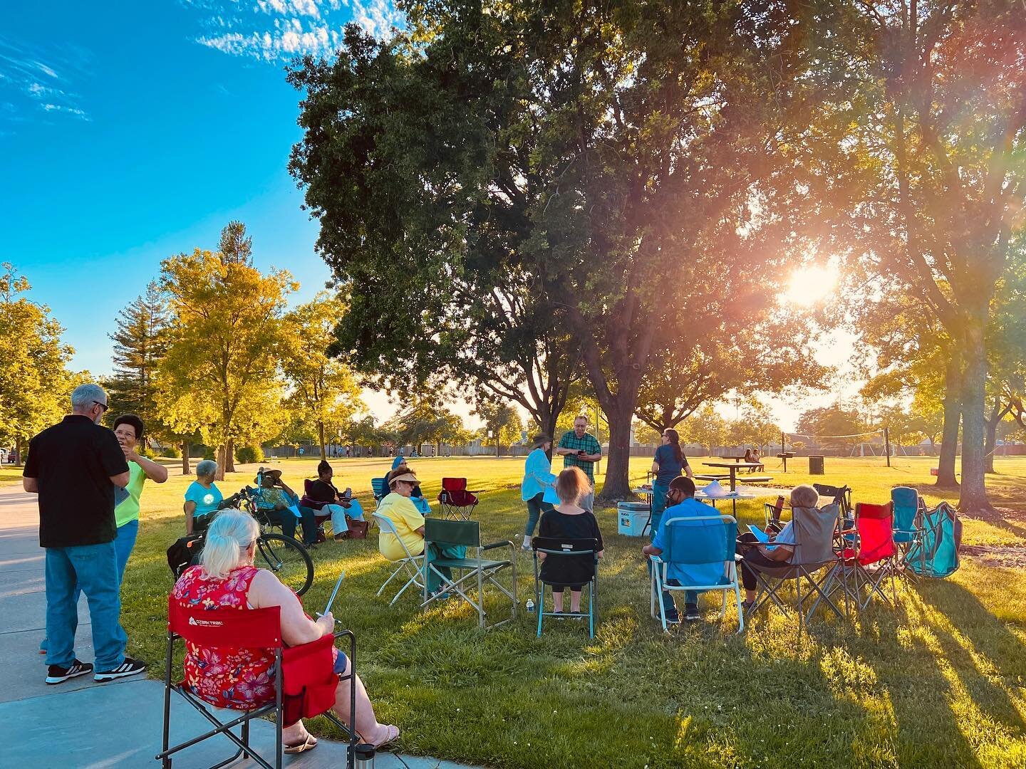 We were thrilled to have our Deerfield Mesa Grande Neighborhood Association gather once again for an in-person meeting at Willie Caston Park last night. If you reside in the Deerfield Mesa Grande area and are interested in joining our neighborhood as
