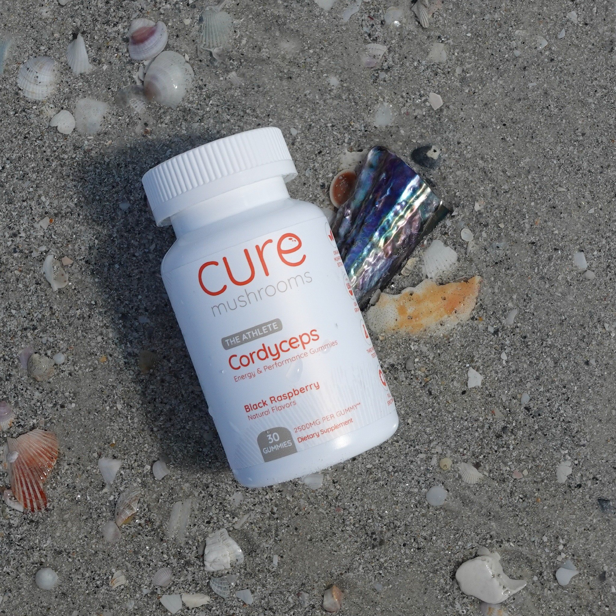 Boost your beach day with Cordyceps Gummies &ndash; the perfect companion for a day by the shore! 🏖️🍄 Dive into natural energy and wellness wherever you go.