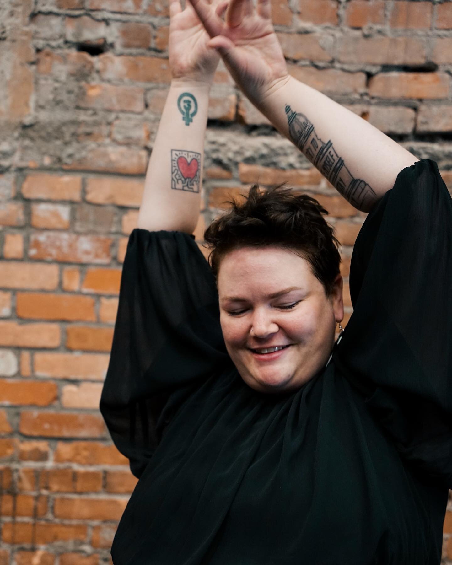 Introducing the models for &lsquo;Fat People in Photos&rsquo; - next, ✨ JULIET ✨ @angryandadorable

ABOUT JULIET:  Juliet (she/her) is a queer fat social worker and arts administrator. A life-long resident of Mohkinstsis/Calgary, she has been involve