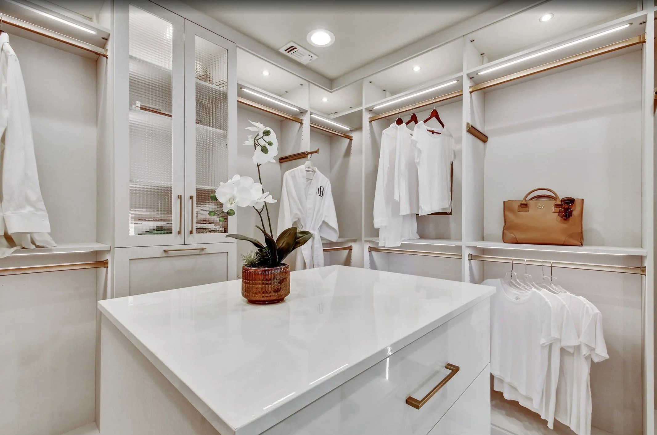 Dream Master Closet