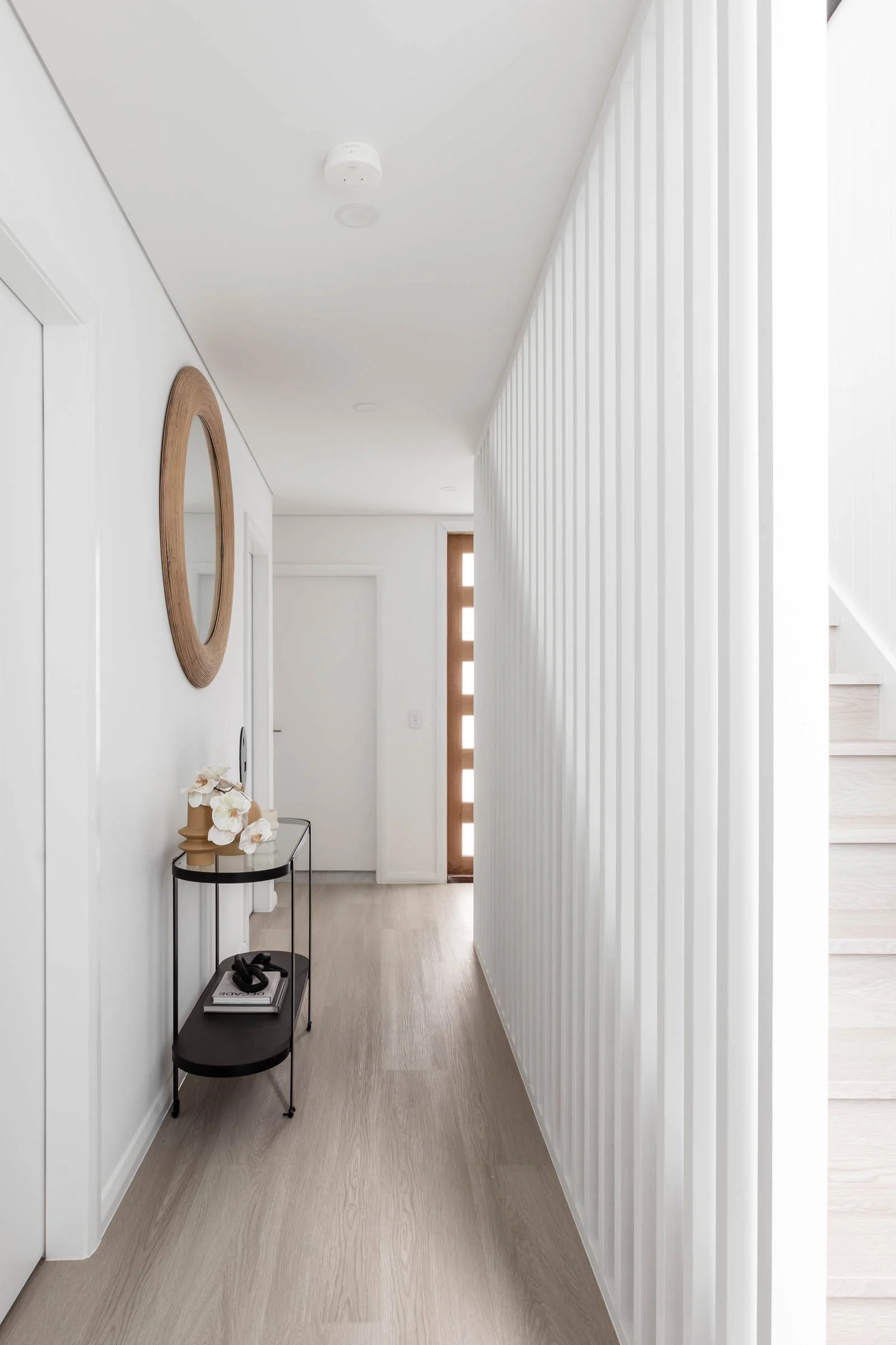 11.hallway.feature.jpg
