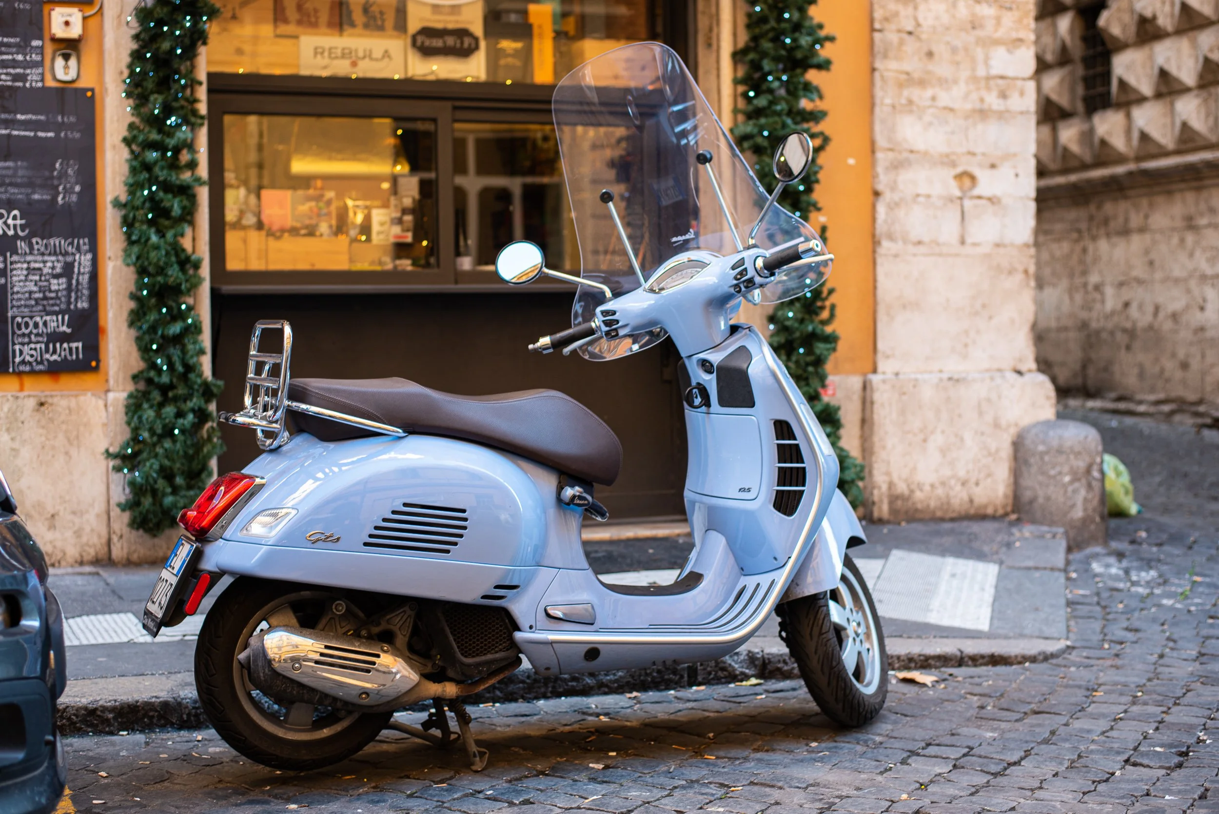 Vespa Rentals in Rome