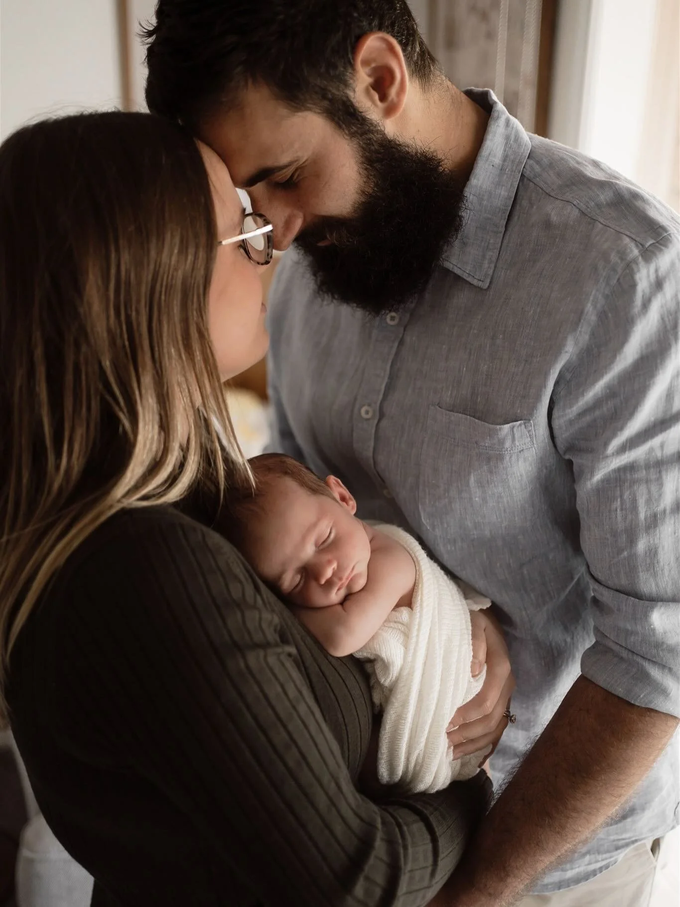 Watching your friends become parents is something so special 😍

Jamie went straight to see Yiannis the night our first baby was born, 8.5 years ago&hellip; and now seeing Yiannis &amp; Lydia with their own little bubba is so amazing!! 

Congratulati