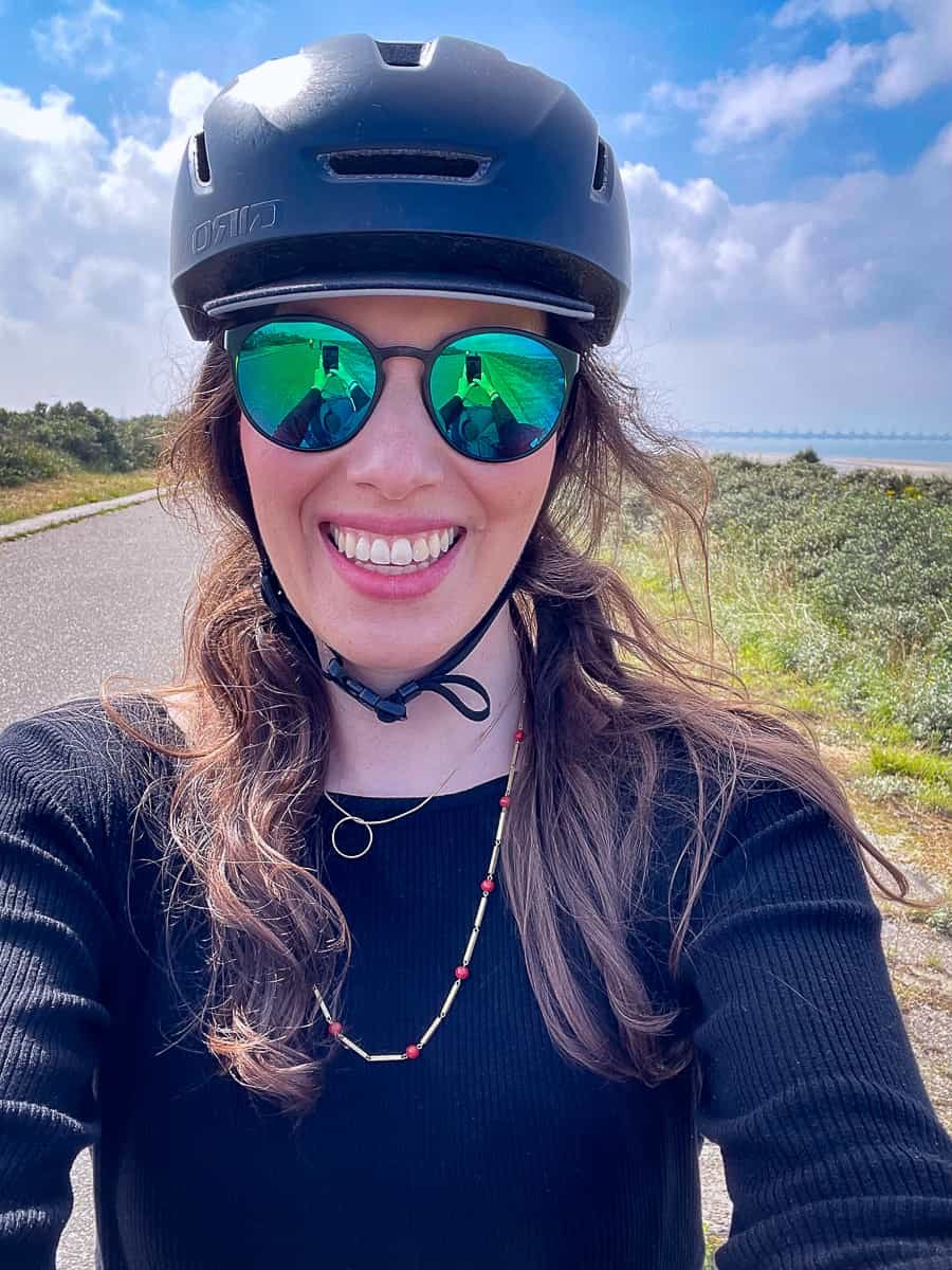 nachhaltig reisen Holland Fahrrad fahren Frau 