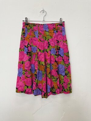 second hand vintagemode rock floral