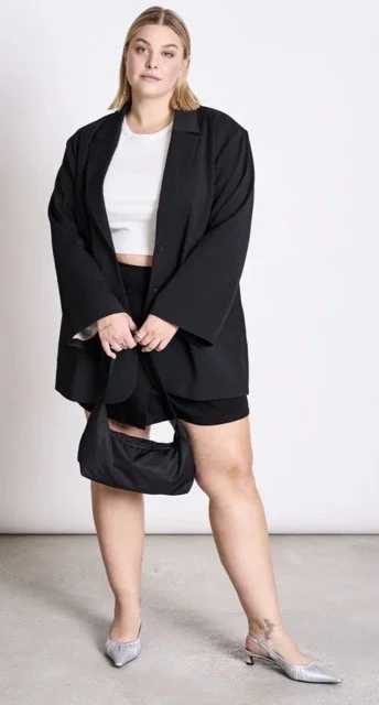 plus size curvy mode