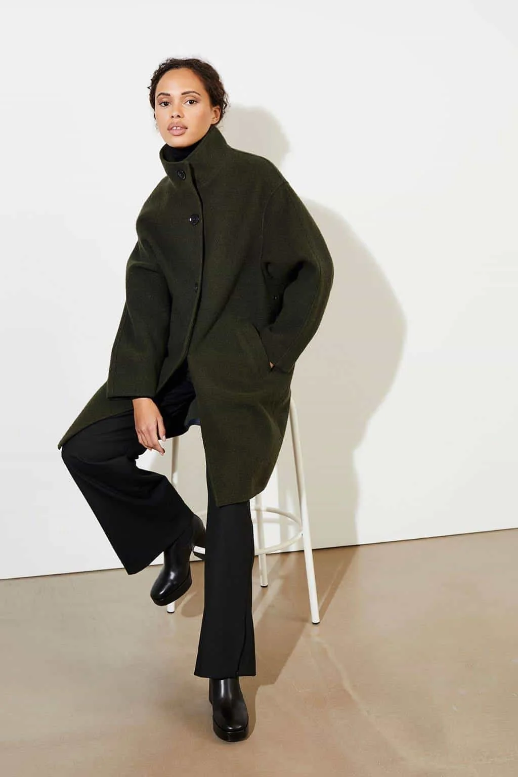 fair fashion online shop mantel