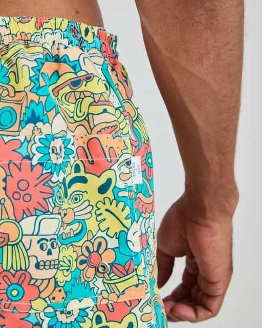 nachhaltige badeshorts comic brava fabrics