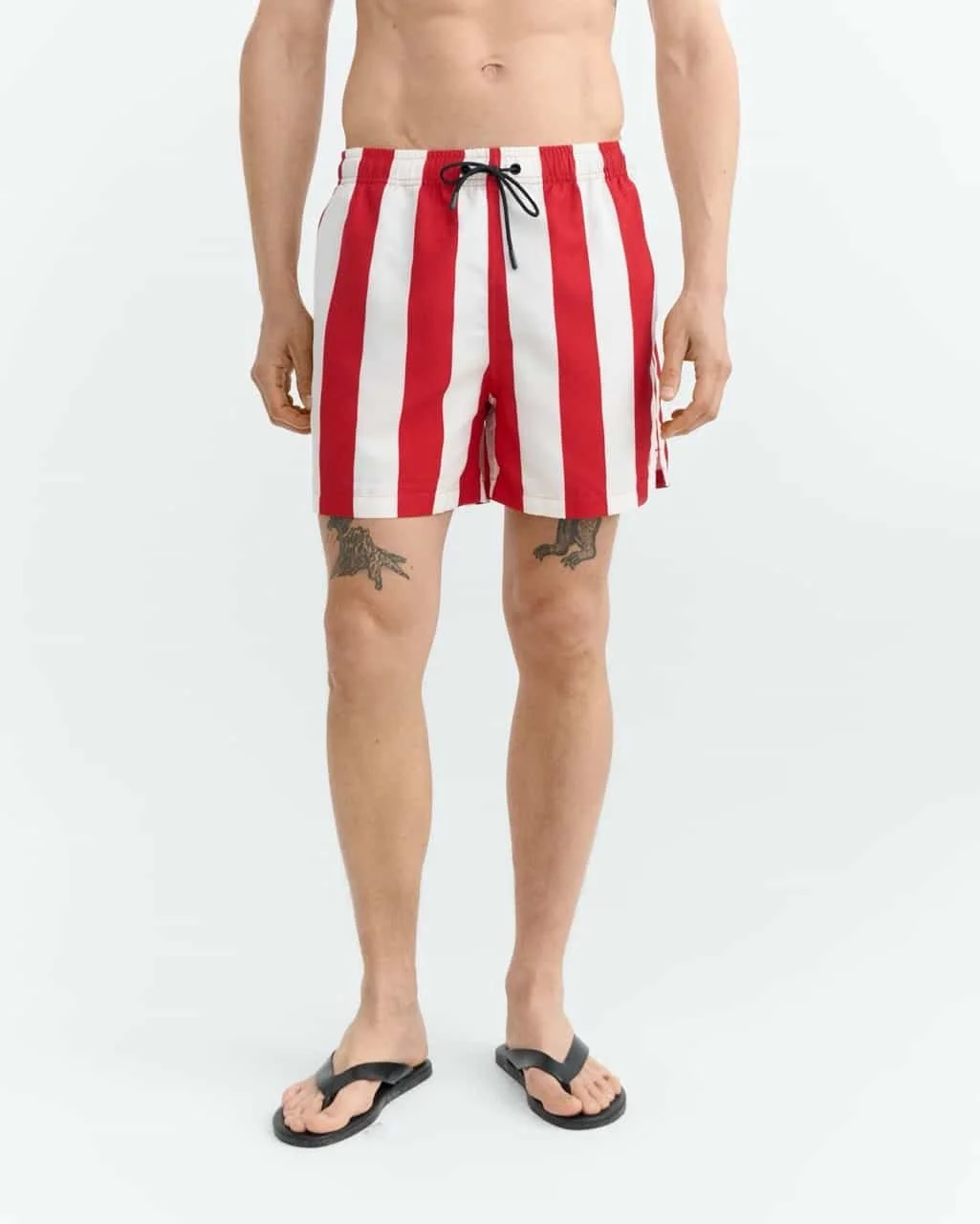 nachhaltige badeshorts gestreift rot weiss thinking mu