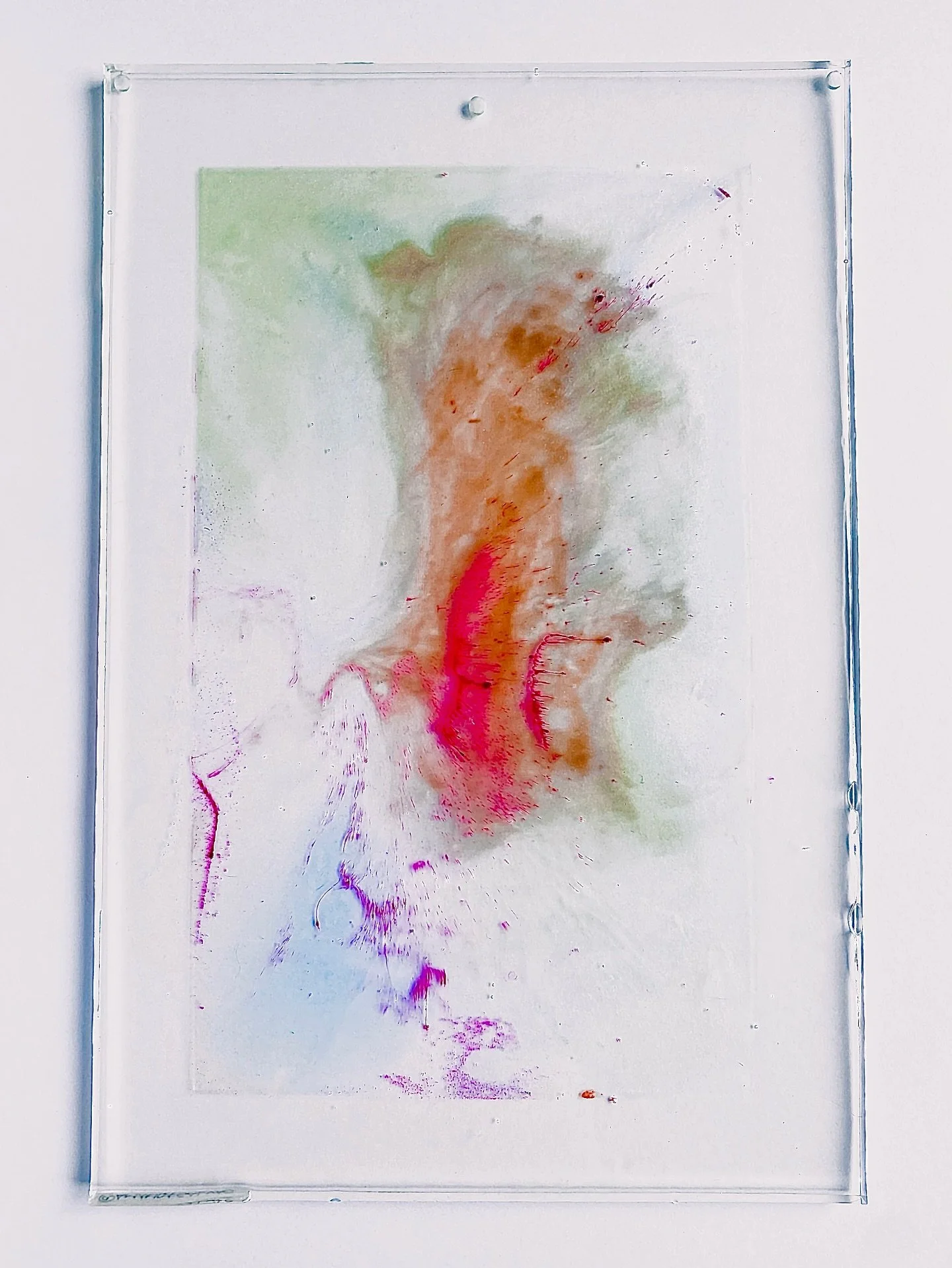 SERENO &bull; n&deg;1 [vendido]
30 x 20 x 0,7 cm
Resina ep&oacute;xi, tinta acr&iacute;lica e pigmentos 
Da s&eacute;rie &ldquo;Sentir Tudo de Todas as Formas&rdquo;

Uma s&eacute;rie que nasce da vontade de traduzir sentimentos em mat&eacute;ria.
Ca