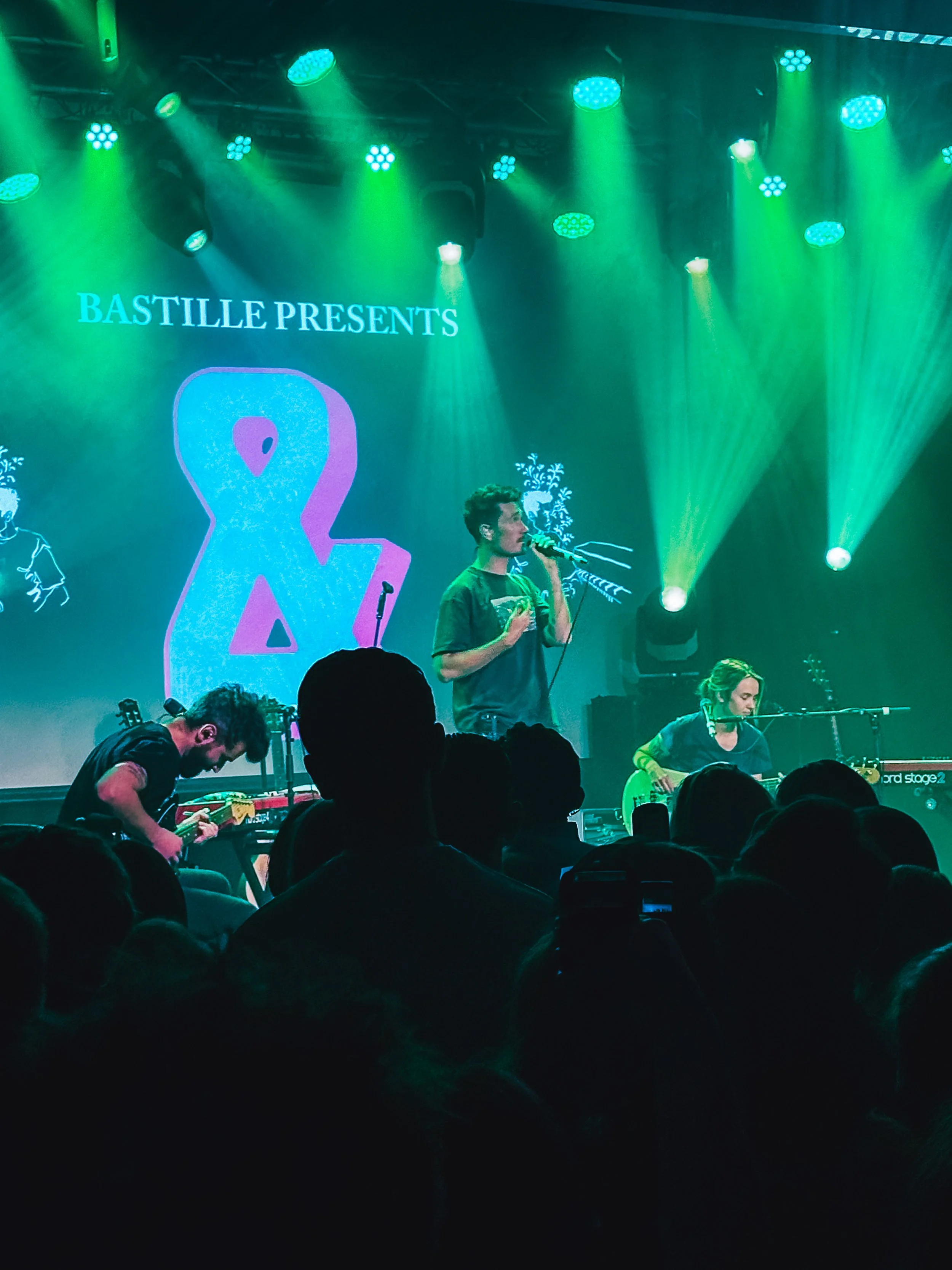 Bastille Present &amp; -  Vinilo Out-Of-Store Event
