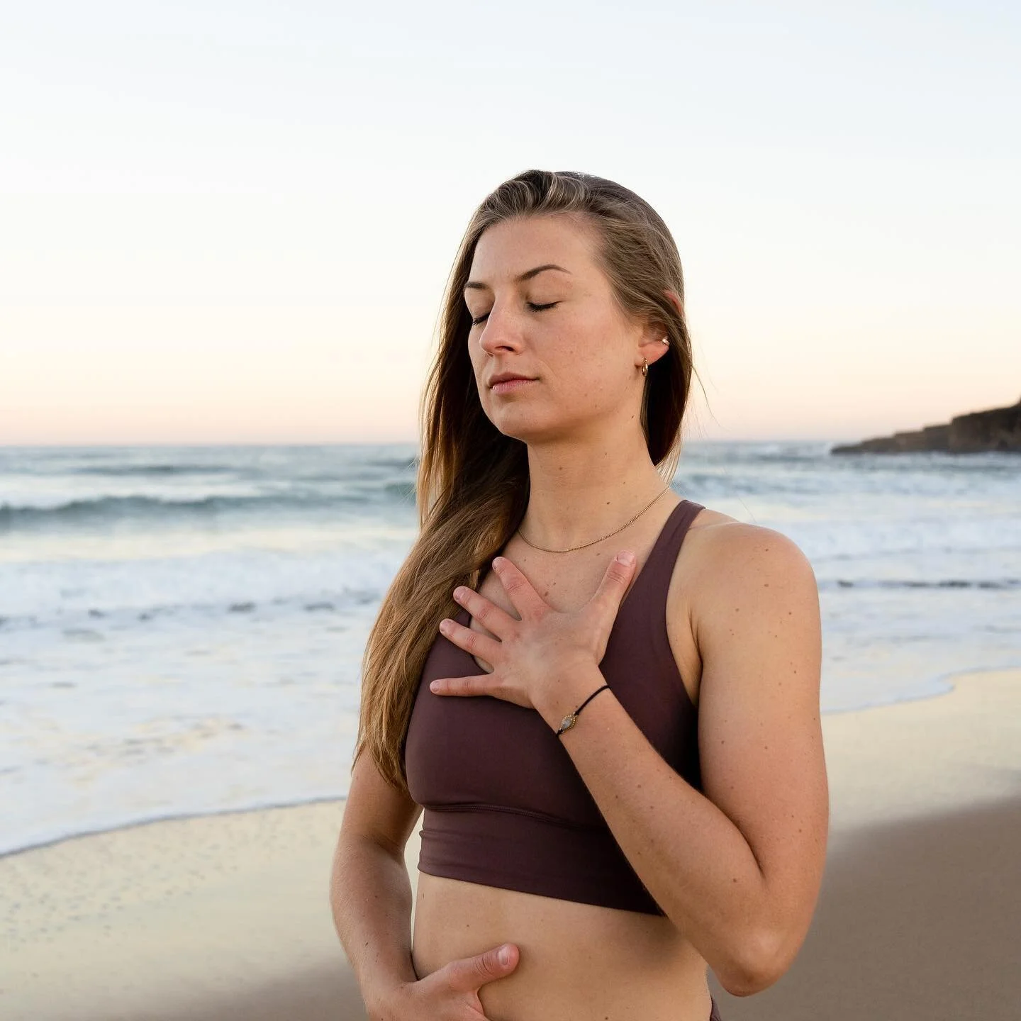 Mindfulness in Therapy

For around 10 years mindfulness practices found their way into my life. At first mainly in my private life but also in my work life over time. 

I intended to write a post about what mindfulness is and how it benefits therapy 