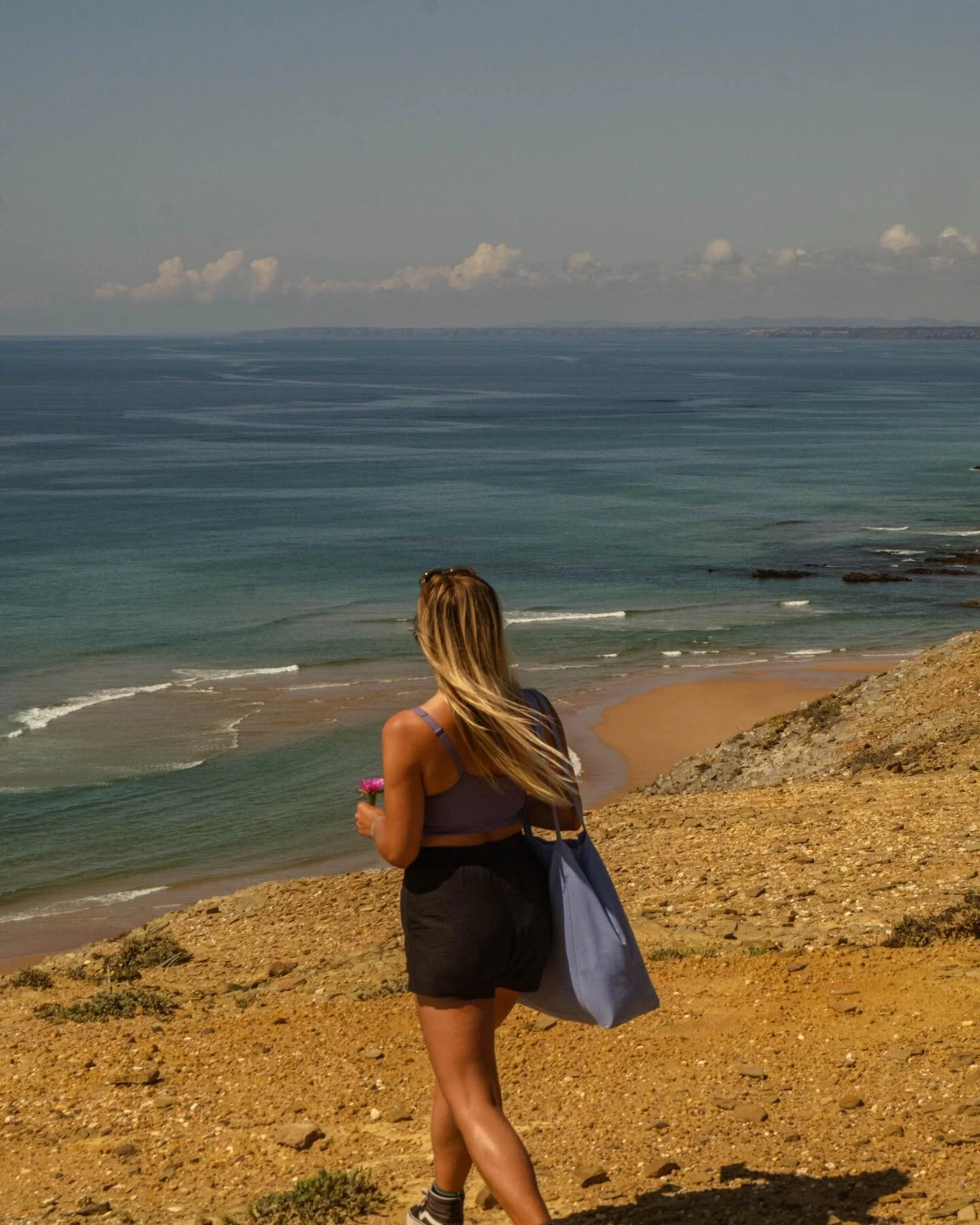 Our hearts beat faster when we think of exploring more of Portugal&rsquo;s beautiful coastline together with you. Hikes with a breathtaking view, shared laughter, dips in the glassy water of the Atlantic Ocean, Yoga and sound baths with sand beneath 