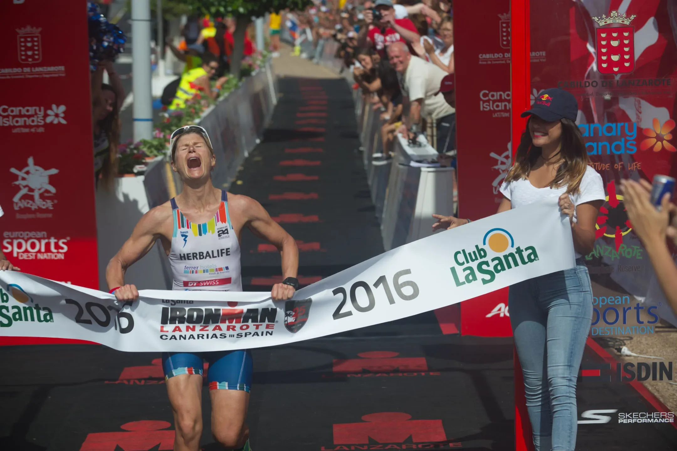 Veintinueve Trece: Fotoperiodismo, una visión colectiva de Lanzarote