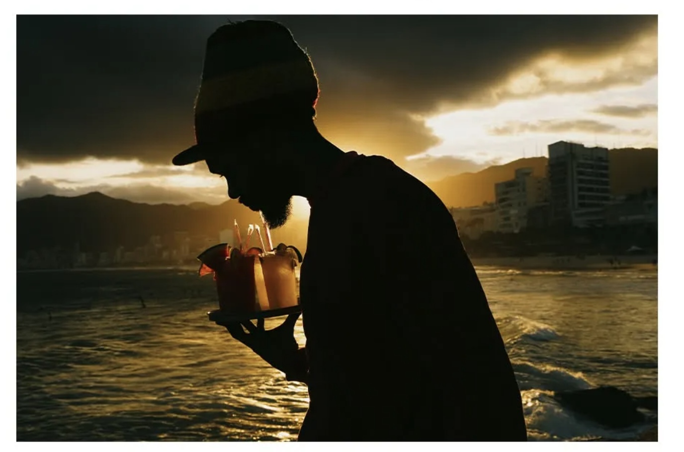 Exposición “Allá on no mirava“ de Arcadi de Miguel