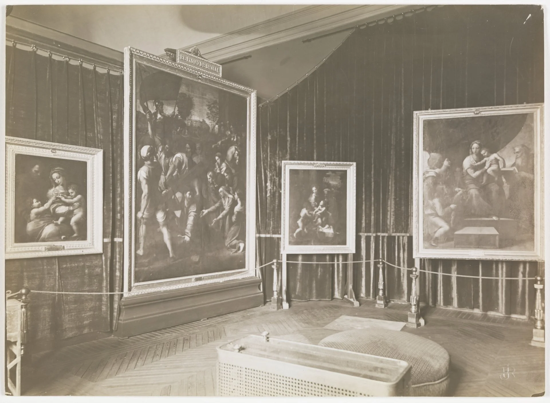 Conferencia "El Prado multiplicado. La fotografía como memoria compartida”