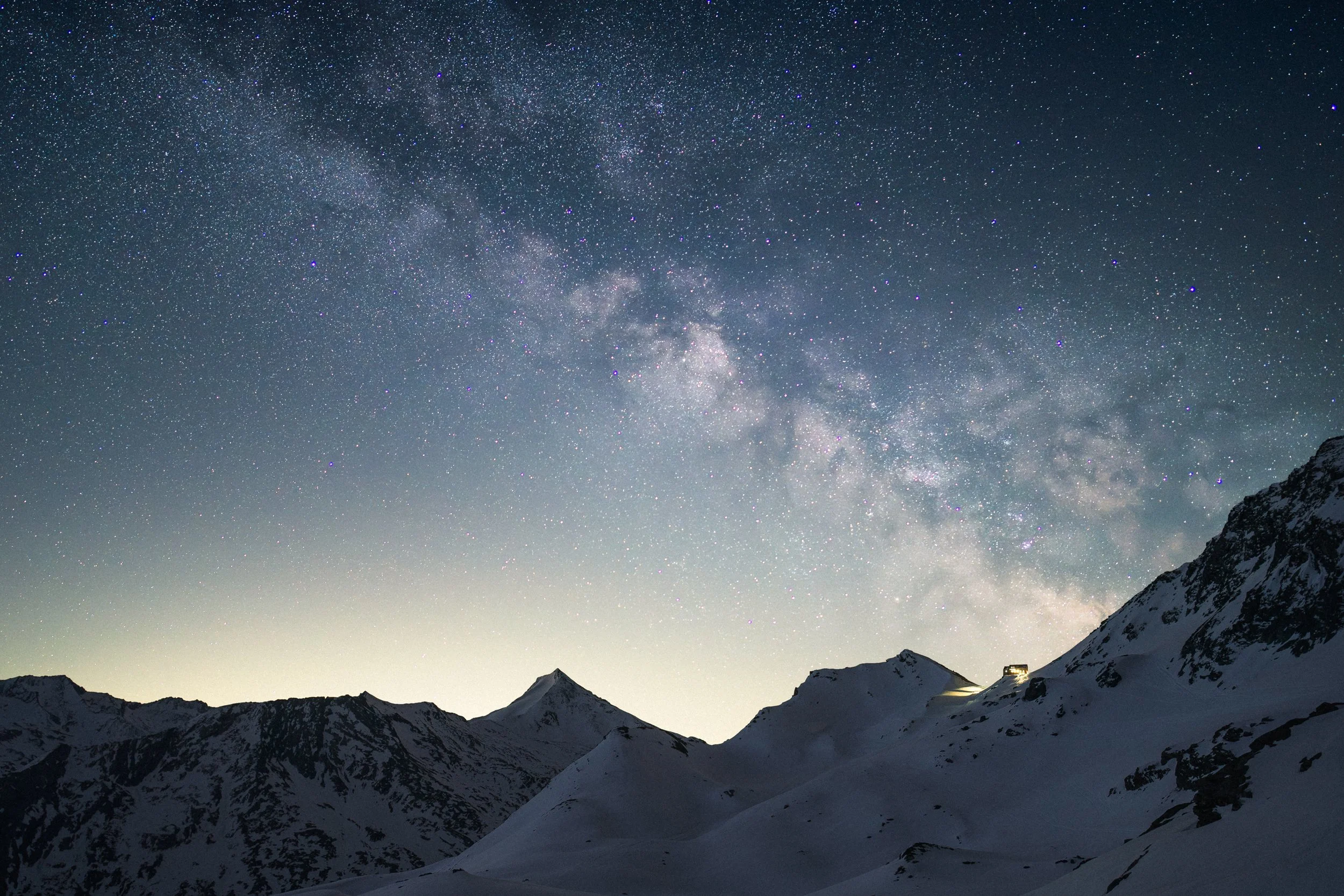 Britannia Hütte as a Speck Under the Milky Way