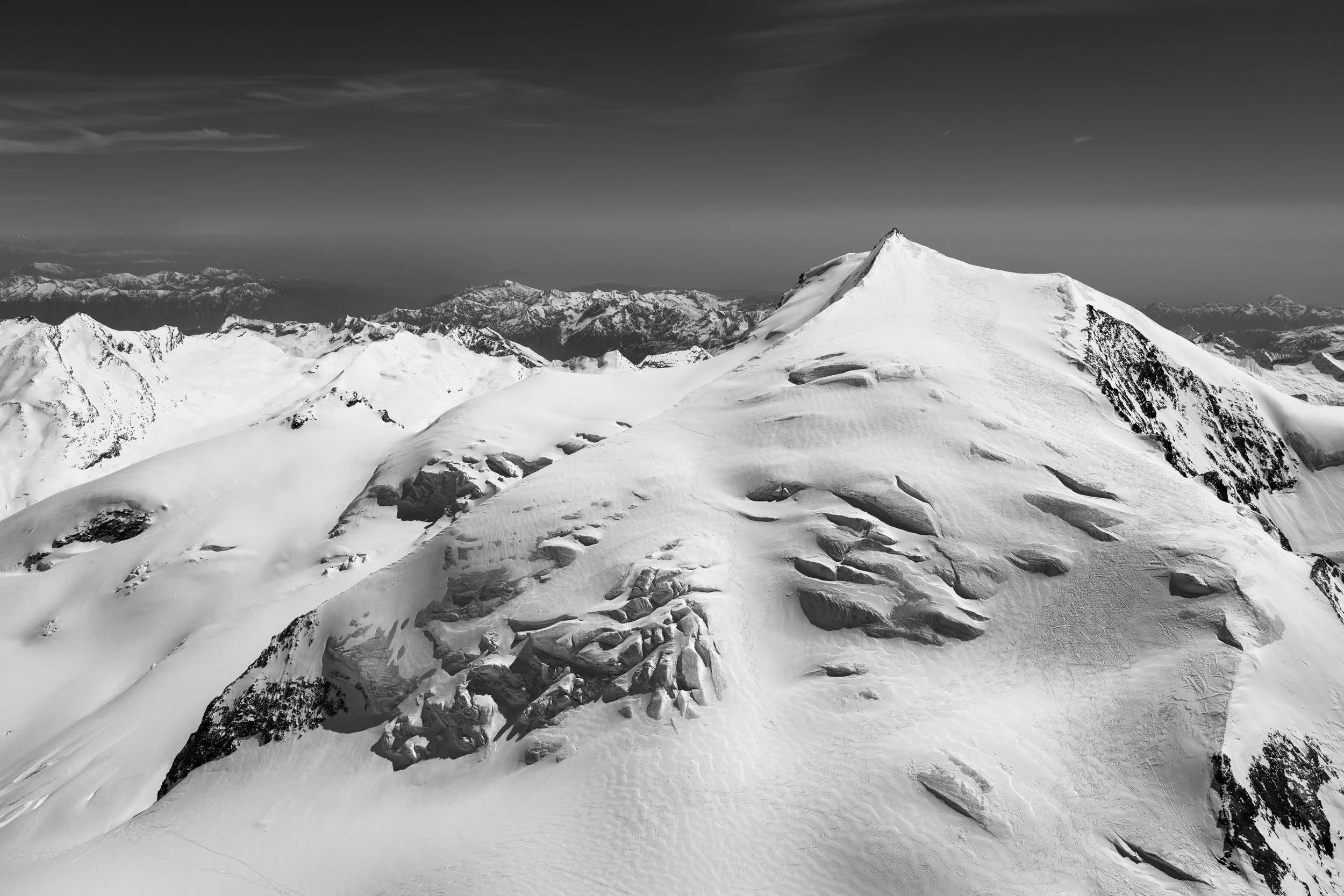 Strahlhorn and the Stratosphere B&W