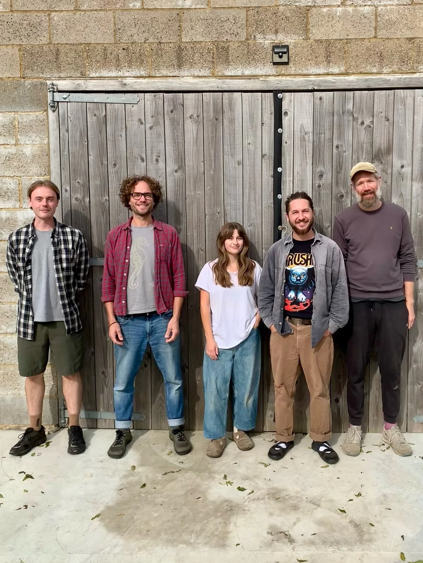 There is no &lsquo;I&rsquo; in Zak&rsquo;s Kombucha! 🙅🏼&zwj;♂️

It may be my name and face on the bottle &ndash; as when I started out brewing at home, selling at markets and my first few stockists it was only me brewing up a humble few litres of k