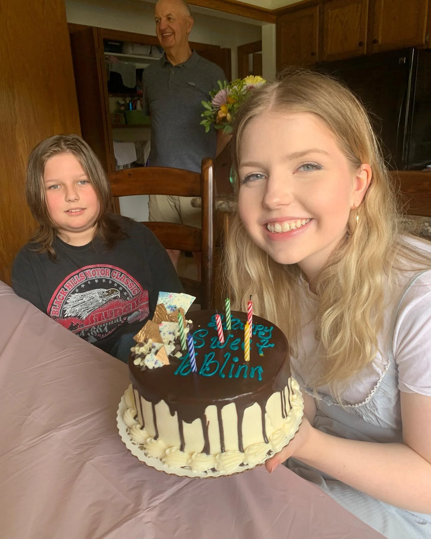 August Photo Dump! Sweet 16, back to school, hangs with friends, more cat pics, and Sunny Day Real Estate since we're all about the 90s these days. 😎