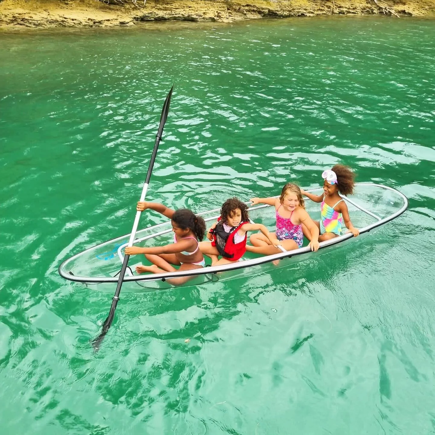 Kayaking through the week with these sweet girls ☀️ and smiles all around! 
.
#familyfirst #chartertrue #truecharters #privatecharter #clearkayak #choiceisclear #tthg #paddlelife #catamaran #bermuda #gotobermuda #childrenofbermuda #staycation