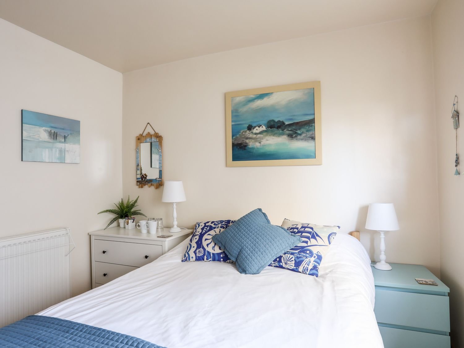 Room 8, Private double on-suite annex,