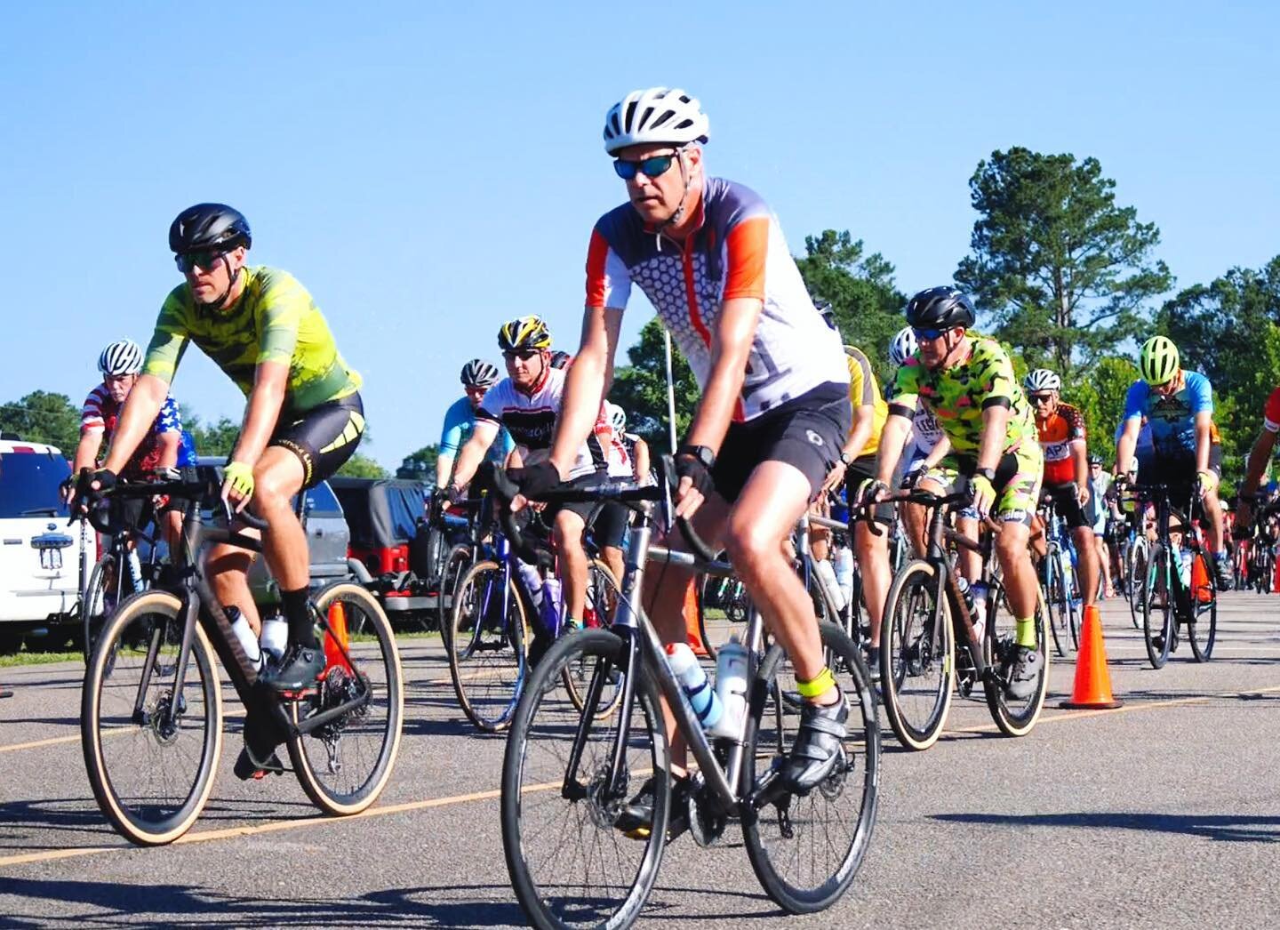 Throwback to the @ncblueberryfestival Tour De Blueberry a few weeks ago🫐💙🚴&zwj;♂️