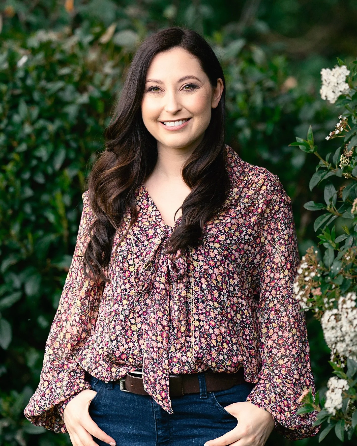 A little introduction to me for any new followers that have joined me recently. Hi! I&rsquo;m so happy you&rsquo;re here! 

I&rsquo;m Kelly and I am an Accredited EFT Tapping Practitioner &amp; Certified Transformative Coach, working with women to he