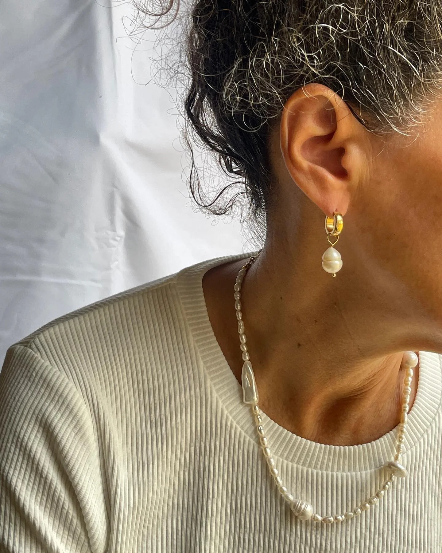 The Lana necklace and Goldie earrings by @edendan_ 🥥