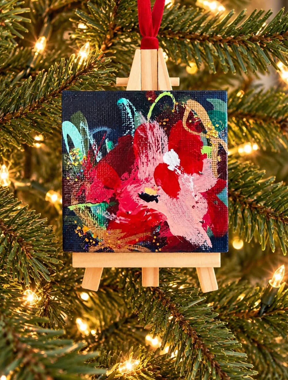 Poinsettia_Tree_Final_web.jpg