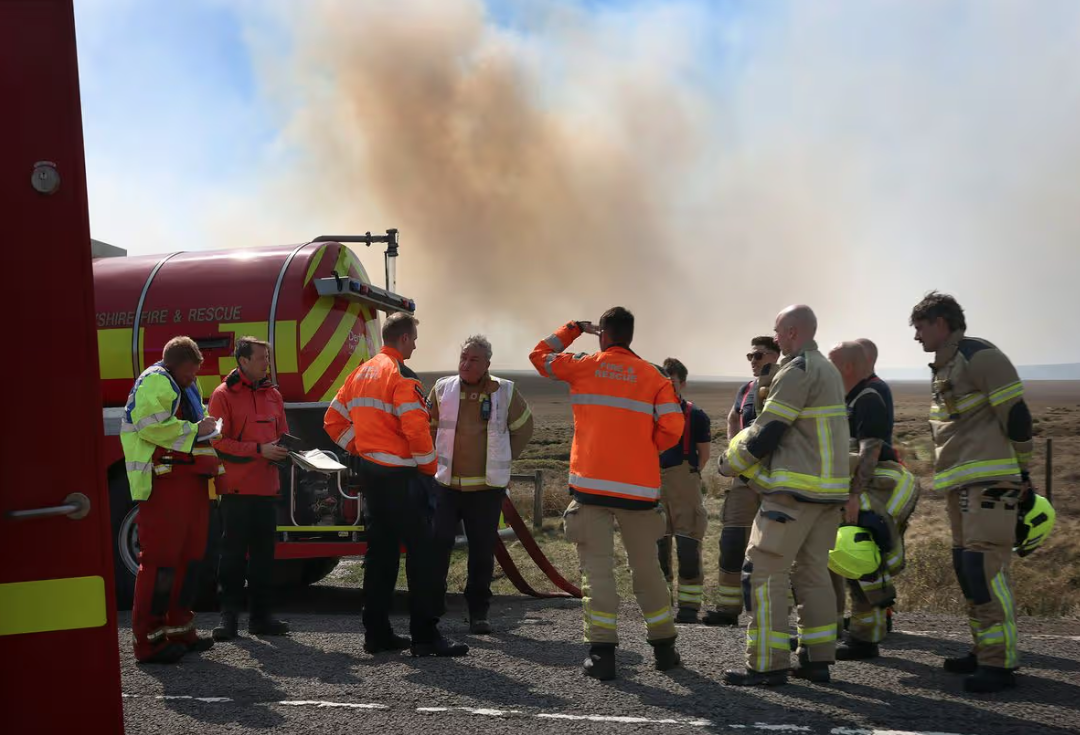Peak District Wildfire Major Update After Closing Road Between Two Major UK Cities