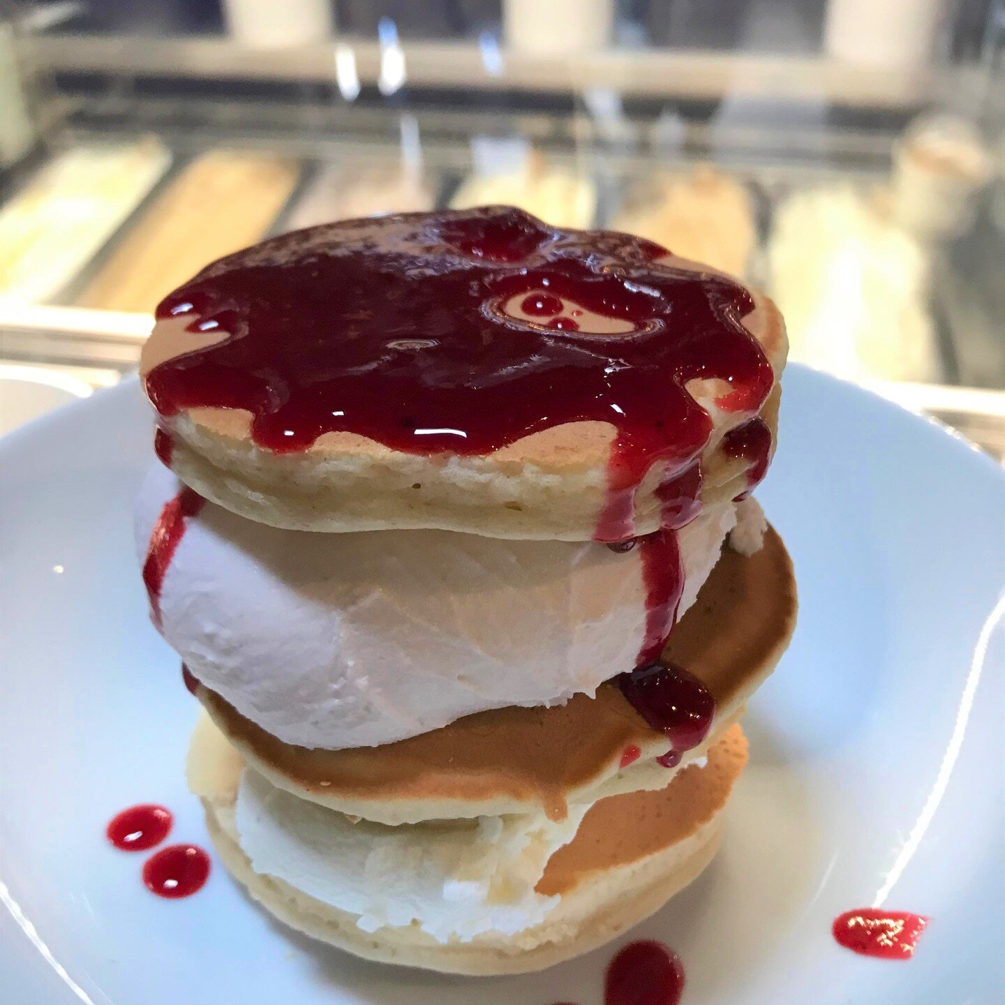 Our Pancake Stacks are proving very popular - traditional pancakes made to order so they are still fresh and warm, with ice cream of your choice from the cabinet topped off with your favourite HF sauce ..... nice with a cup of hot chocolate or a nice
