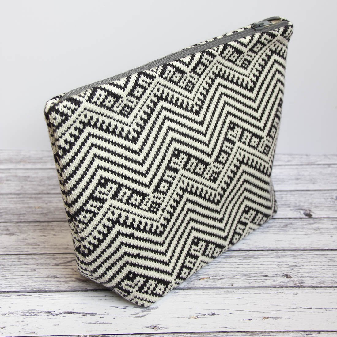 Aleks-Byrd-Triinu-Project-Bag-side-view-white-black-Aleks-Byrd-Designs-web-square.jpg