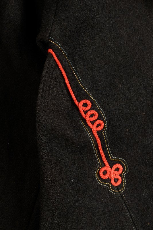 detail of red cord pattern on pikk-kuub (long coat) from Helme parish ERM A 509:2187