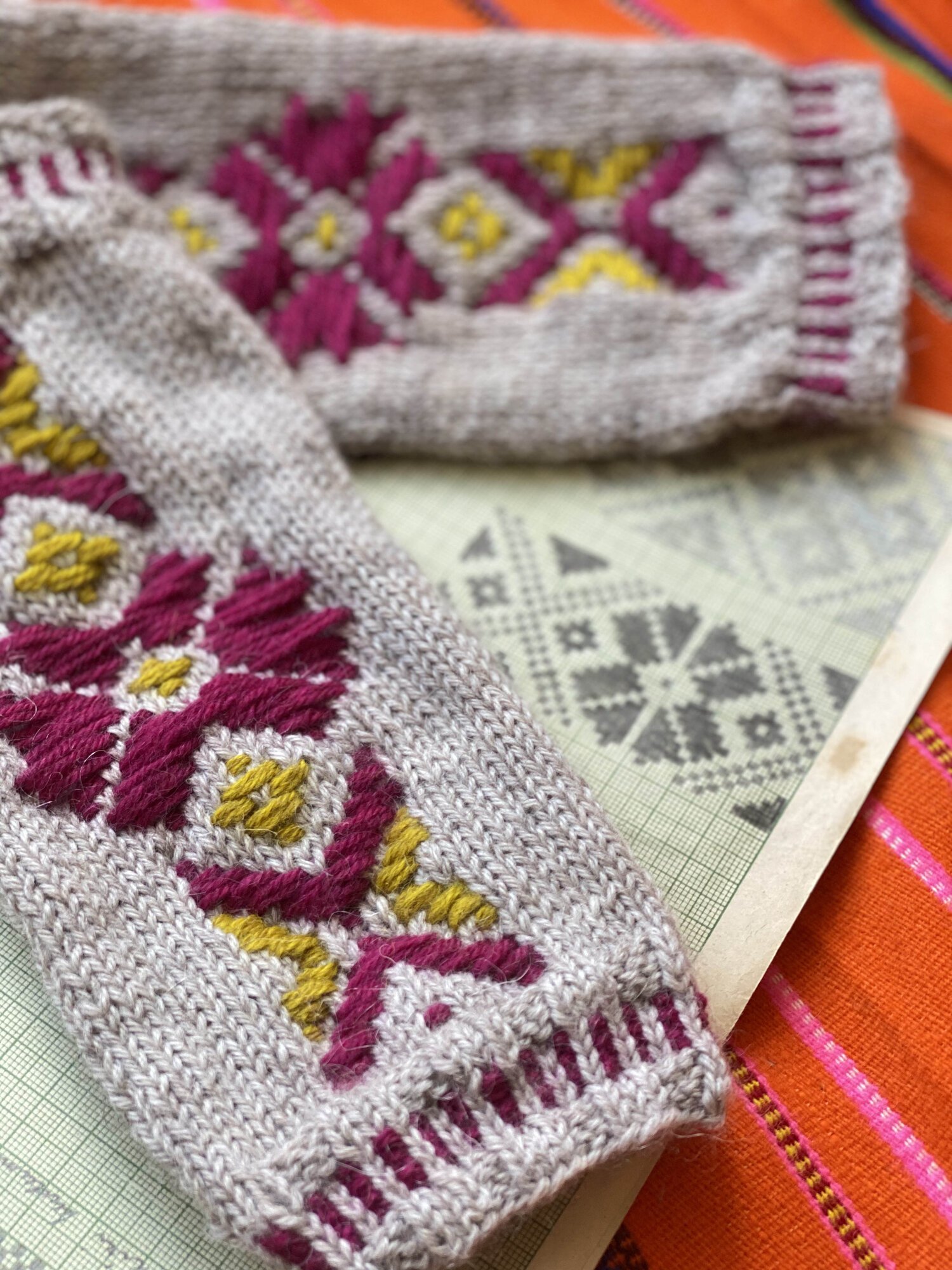 22+ Hand Warmer Knitting Pattern